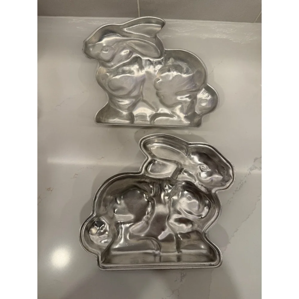 Bunny Cake Pan 3D Rabbit Aluminum Silver Easter Spring Vtg